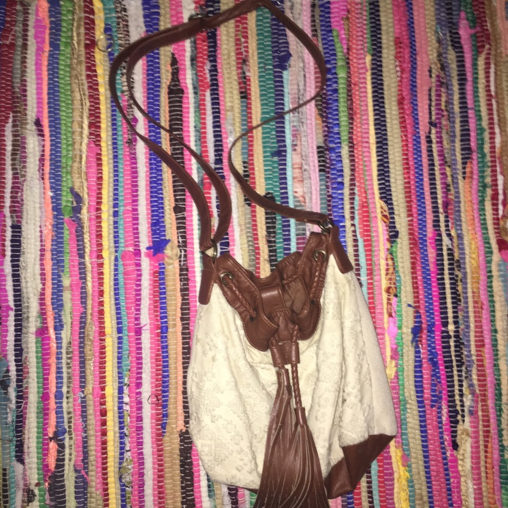 CATO/T-SHIRT & JEAN Bucket Crossbody Bag